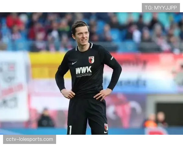 战地通讯:柏林客场远征球迷在球队绝杀后与安保的庆祝互动 战地通讯:柏林客场远征球迷在球队绝杀后与安保的庆祝互动